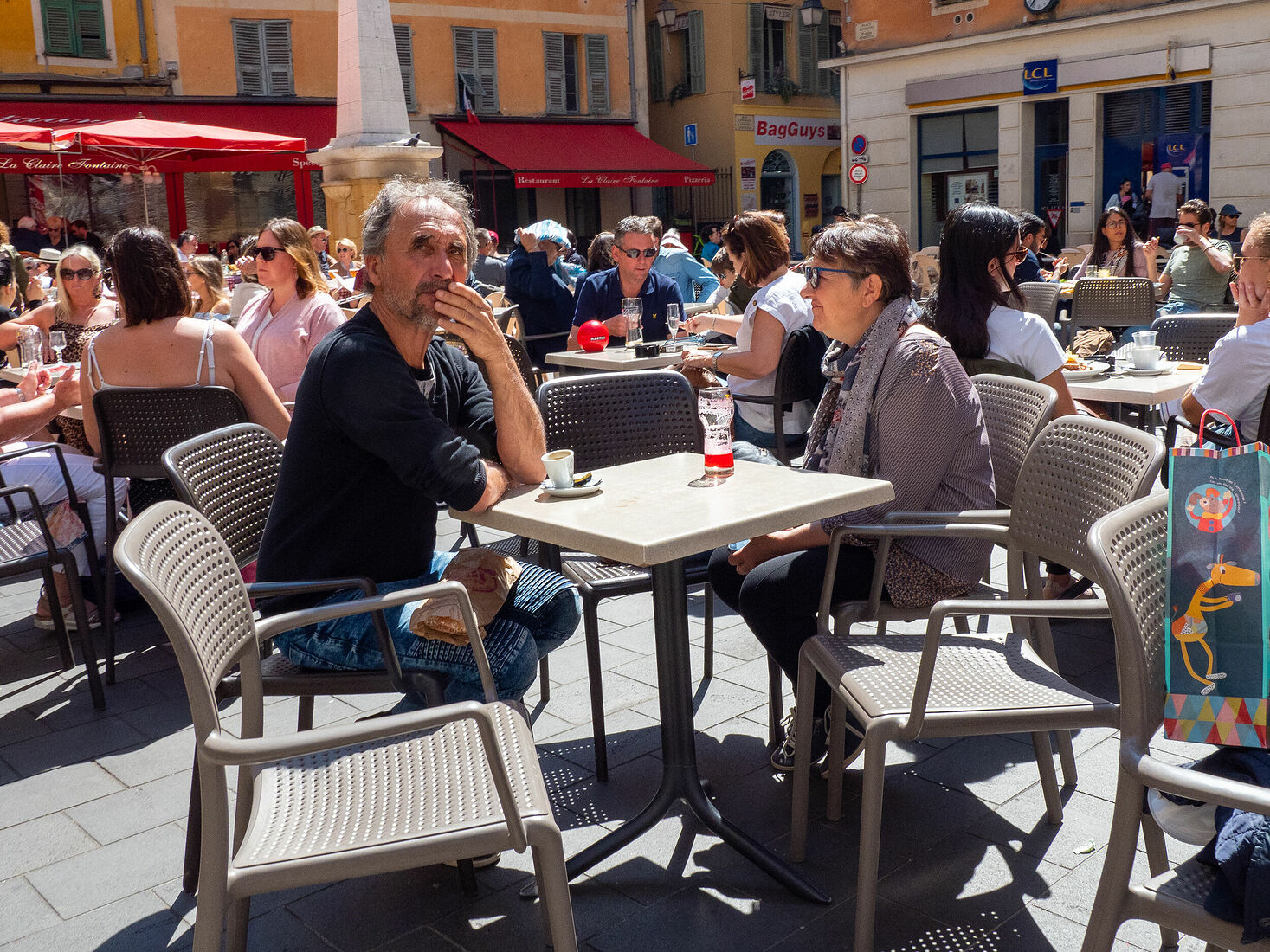 OLYMPUS DIGITAL CAMERA